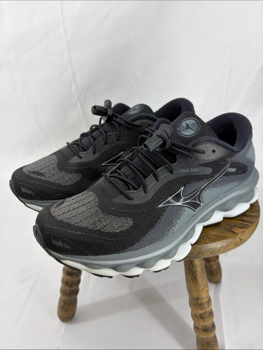 Mizuno Wave Sky 7 Womens Running Shoes w/ Cinch Laces, sz 9
